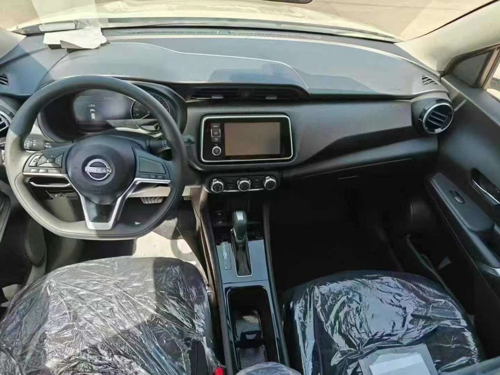 Family-style Small SUV 1.5L 122HP L4 Automatic Continuously Variable Transmission CVT Fuel Car Nissan Jinke Kicks