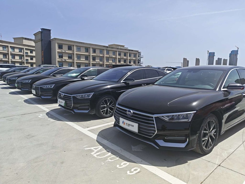 Discover Quality Used BYD E9 at HamsterUcar: Your Smart Mobility Choice