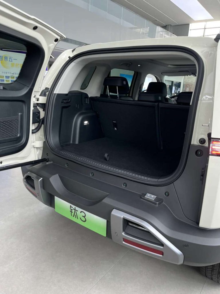 BYD FANGCHENGBAO TAI3 Ti3 Titan3 Drone Version 4WD Left Hand Steering BYD Titanium 3