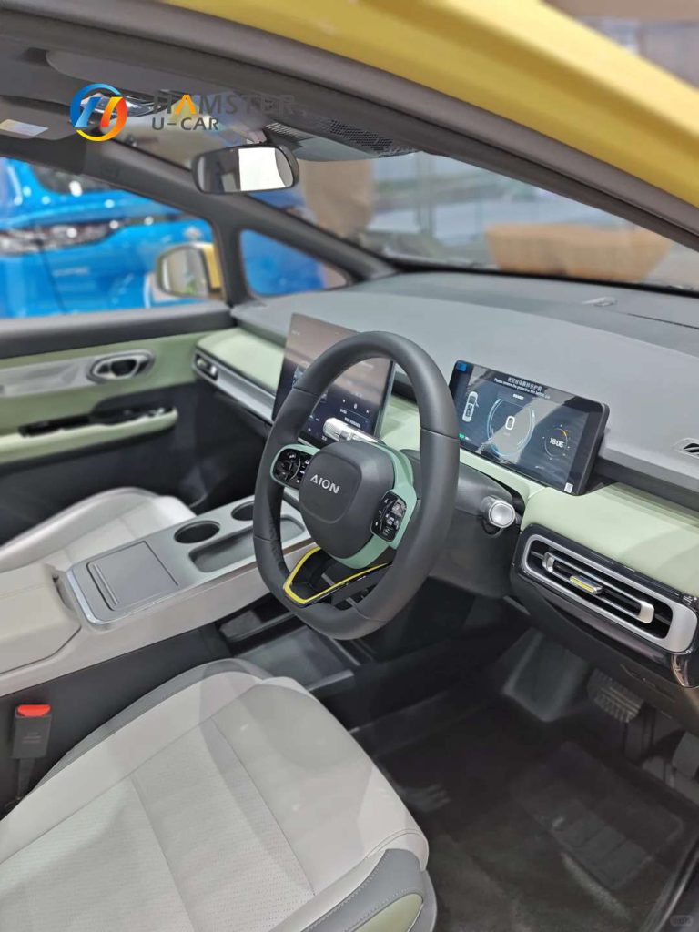Hot Sale AION Y PLUS 5-seat 510km 610km Range 4 Wheel Electric Suv AION Y PLUS