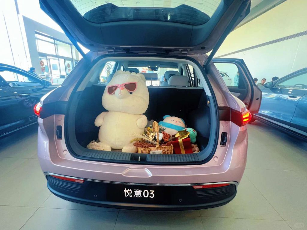 2025 Electric Auto Car Besturn Yueyi 03 2WD Newly Lunched Small EV Suv New Energy Vehicles